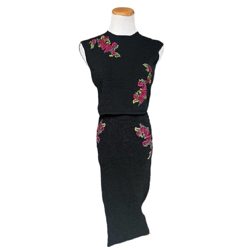 Womens Romeo & Juliet Couture Embroidered Spanish Flower Bodycon Outfit - Sz S